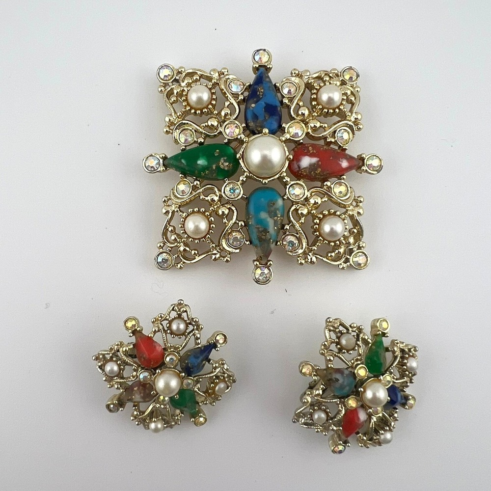 Vintage‎ Gold Tone Maltese Cross Brooch & Earrings Set Faux Pearl Cabochons